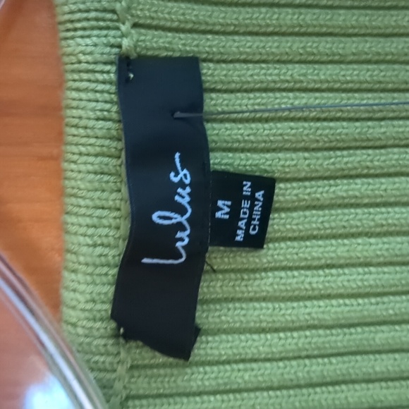 Lulu's* ladies size M Knit faux wrap lime green top, sleeveless cross fr… - Picture 5 of 12